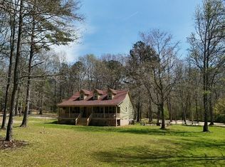 697 John Lovelace Rd, Lagrange, GA 30241