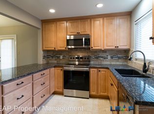 565 Hunters Glen St, Lewisville, TX 75067