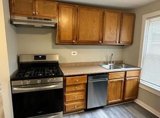 1152 W 17th St HOUSE 1, Chicago, IL 60608
