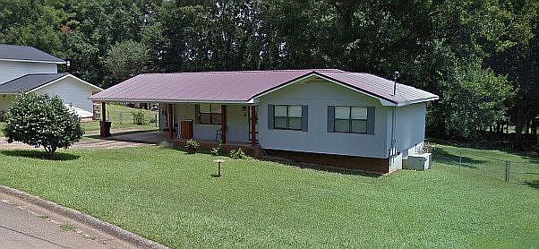 2nd image of 440 Shade Crest Dr