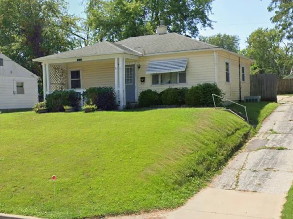 1616 S 24th St, Quincy, IL 62301
