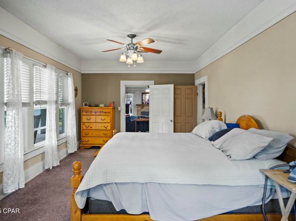 2491 3rd Ave, Alford, FL 32420