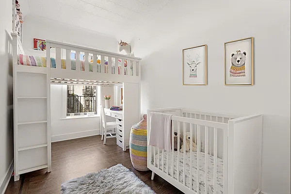 Sold by Compass | media 6