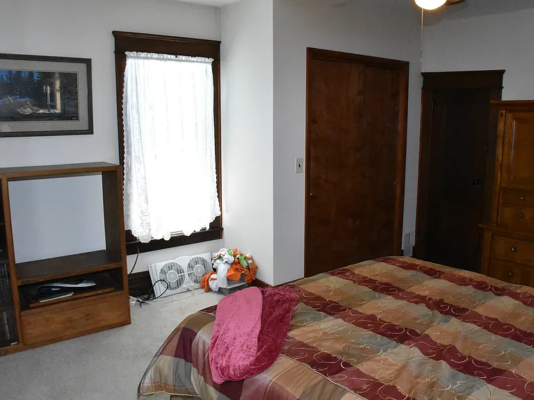 618 Walnut St — Photo 32