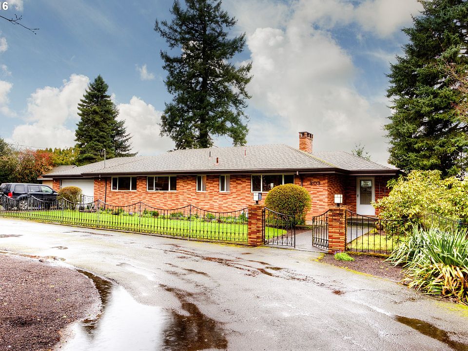 1st image of 303 Ogden Dr