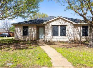 2551 Bishop Allen Ln, Dallas, TX 75237