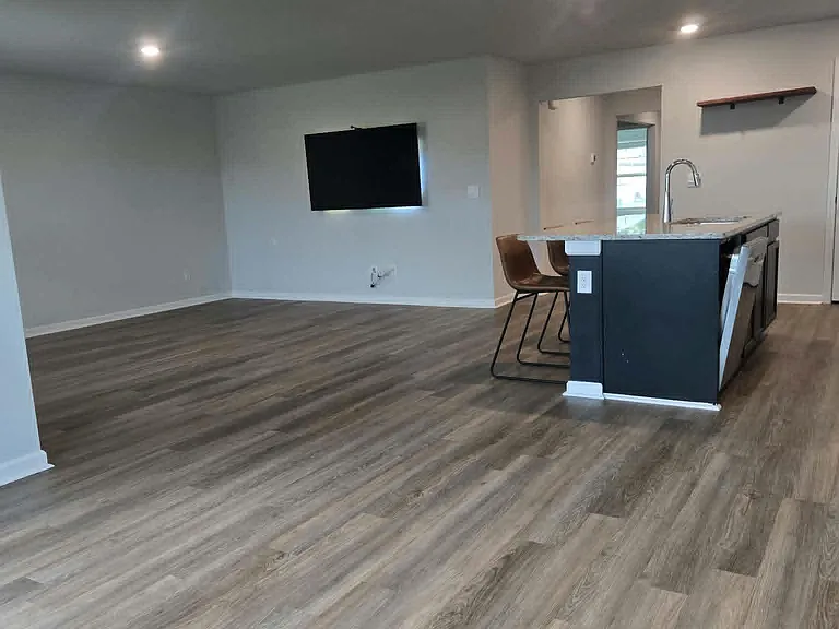 427 Jackson Point Cir — Photo 9