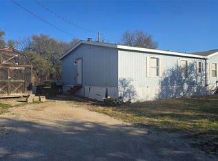 2833 Highland Rd, Springtown, TX 76082