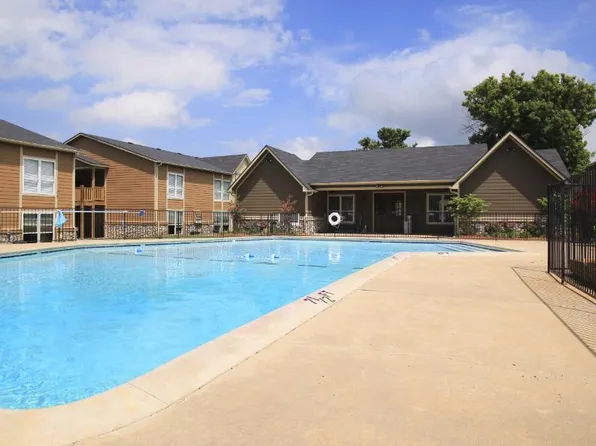 Cottages at Hefner Road