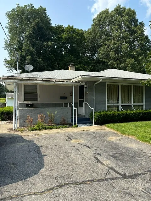 11A Brierway Dr #A