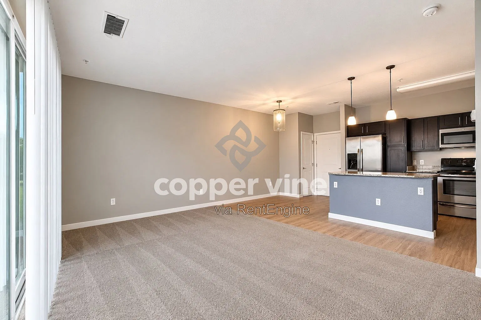 2 bed, 2.0 bath, 1052 sqft, $1,945 — Photo 3