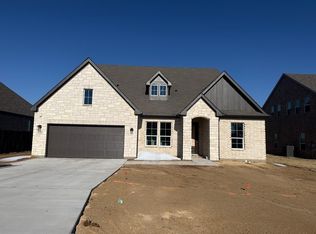 428 Guadeloupe Ln, Springtown, TX 76082