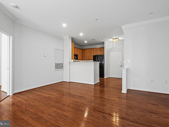 5th image of 12001 Market St APT 266