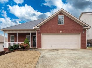 105 Lindy Ln, Oxford, AL 36203
