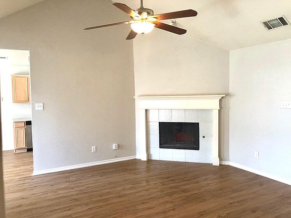 4th image of 5617 Wellston Dr