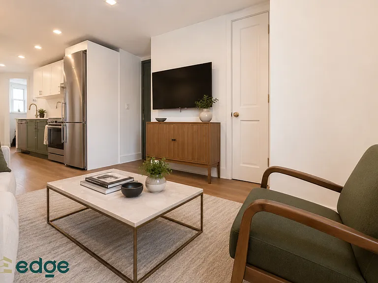 473 Park Pl #6C — Photo 2