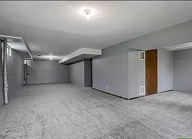 2232 S 42nd St — Photo 10