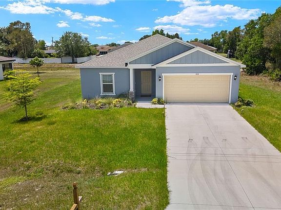 5th image of 858 Rue Labeau CIR