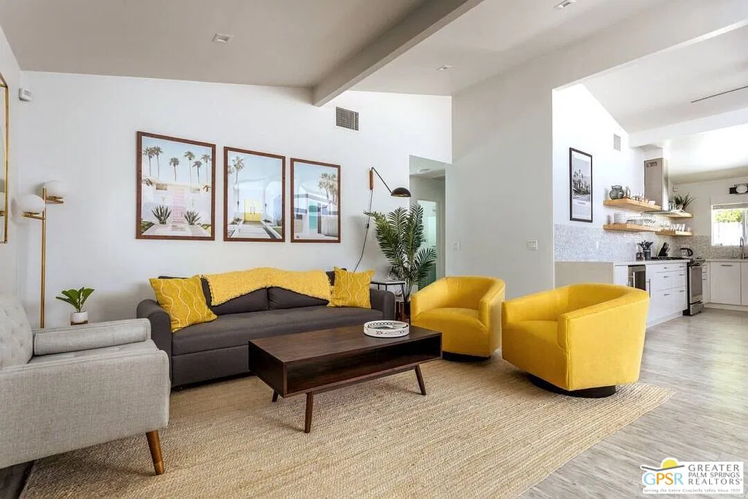 4 bed, 2.0 bath, 1096 sqft, $9,750 — Photo 3
