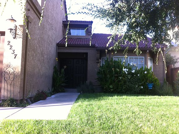 2nd image of 2237 McAllister Ln