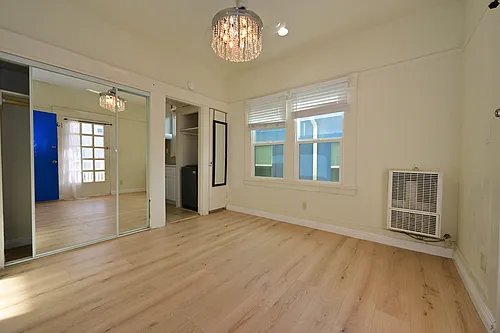 48 Navy St #6 Photo 1