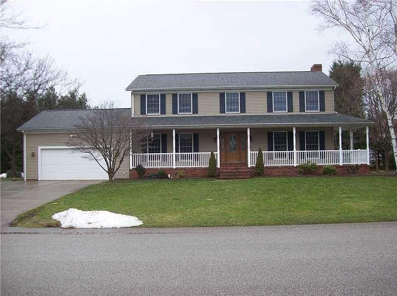1st image of 761 Stockbridge Dr