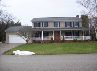 761 Stockbridge Dr, Erie, PA 16505