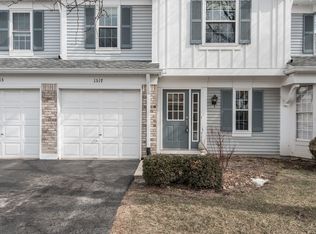 1517 Apple Grove Ln, Westmont, IL