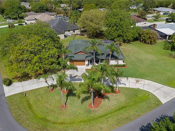 2nd image of 7433 Dana Lin Cir