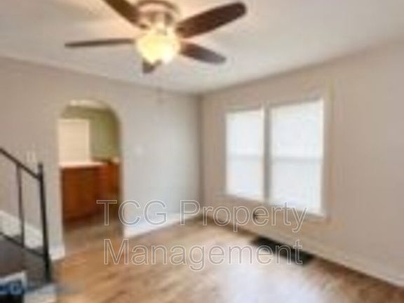 3rd image of 603 Broadway St
