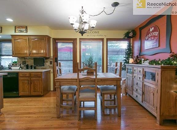 Breakfast room with wood floors