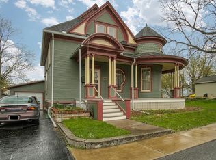 709 Michigan Ave, Lowell, IN