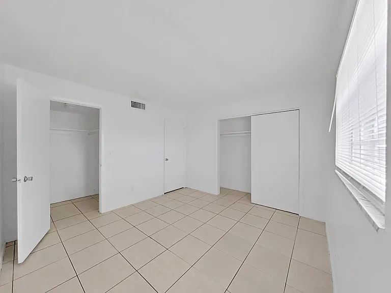 111 N Lady Mary Dr #14 — Photo 7