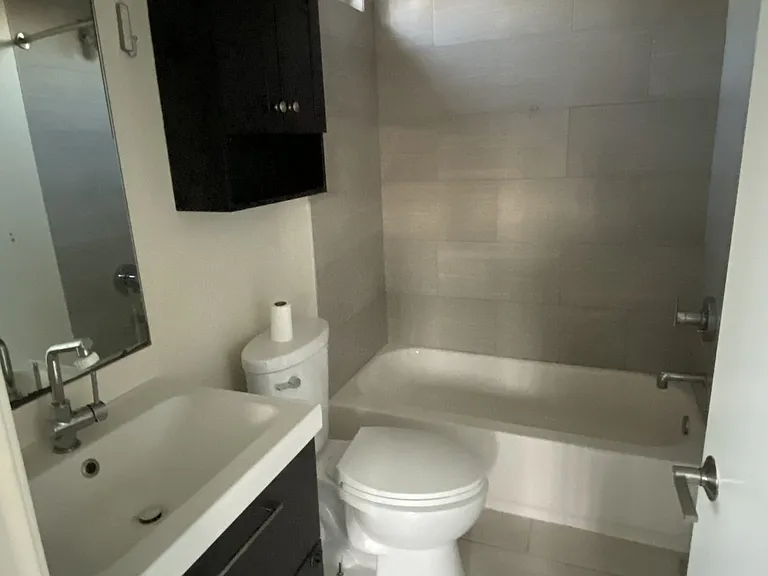 2255 29th St #6 — Photo 9
