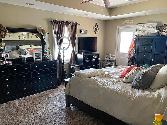 Upstairs master bedroom 