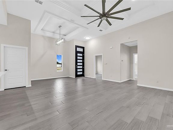4th image of 3308 E Kidd Ave