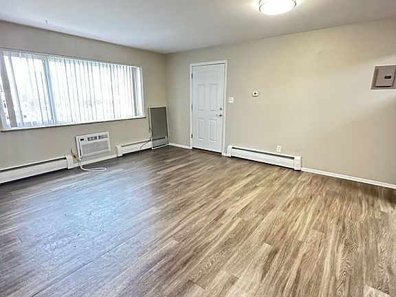 3rd image of 1320 Ammons St #11