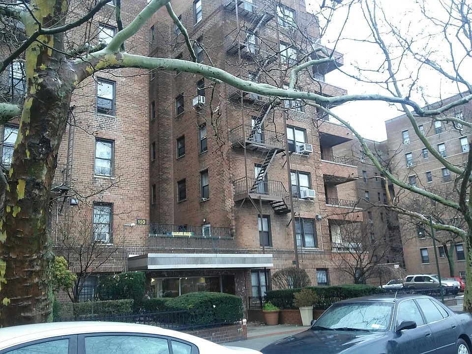 2nd image of 110 Ocean Pkwy APT 1E