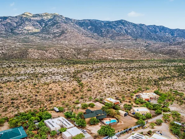5467 E Starhaven Ln, Tucson, AZ 85739
