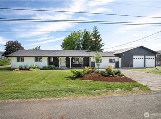 319 Vancouver Street, Sumas, WA 98295