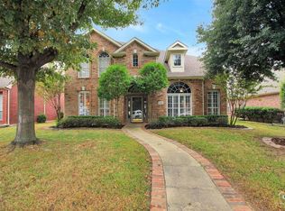 2316 Hunters Run Dr, Plano, TX 75025