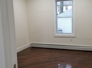 11518 199th St, Saint Albans, NY 11412