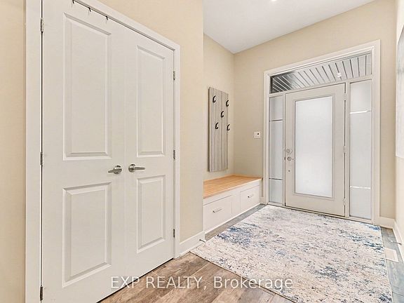 3rd image of 567 Rathburn Ln