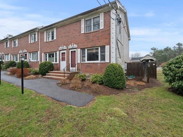 1662 Plymouth St Unit 1662, East Bridgewater, MA 02333