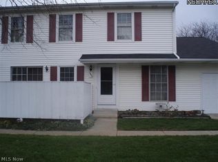 17410 Sheldon Rd #44A, Brookpark, OH 44142
