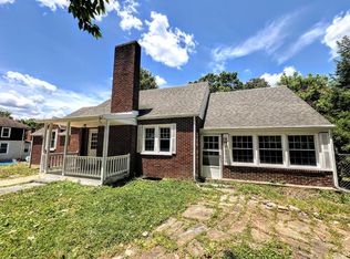 202 Charlotte St, Brookneal, VA