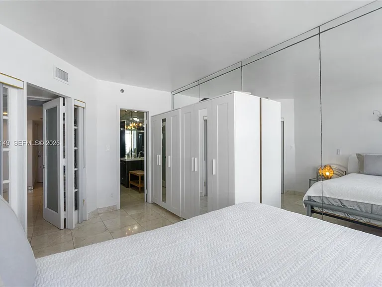 100 Lincoln Rd #1020 — Photo 16