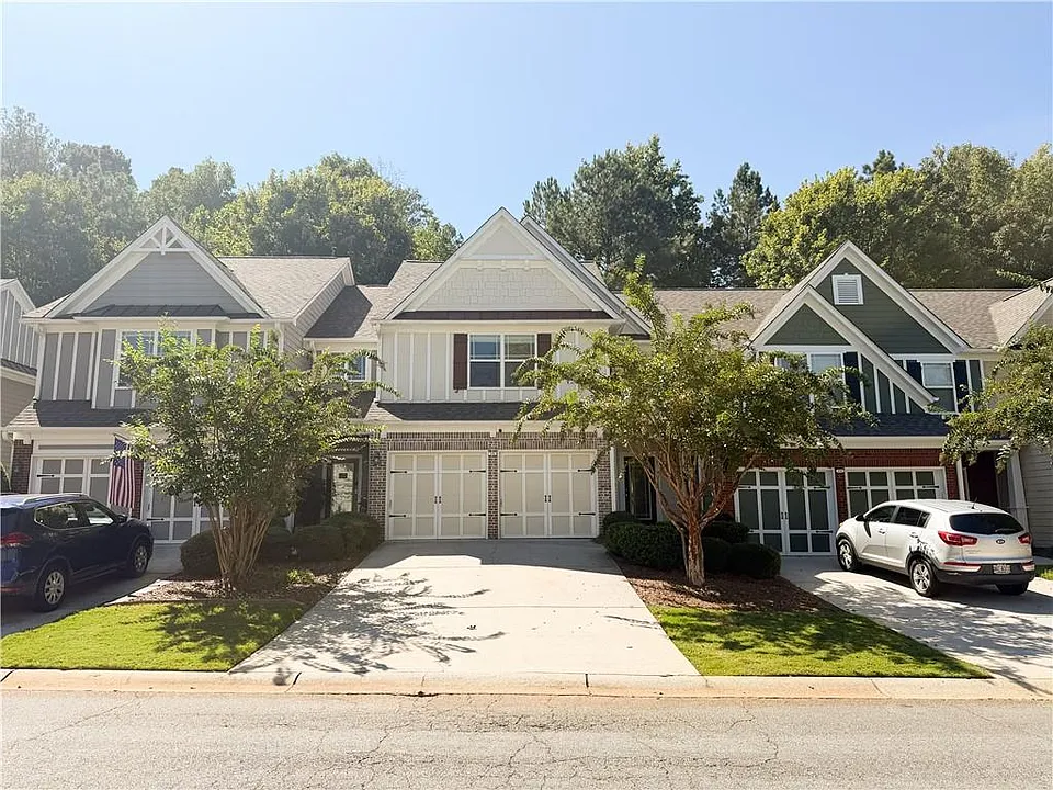 216 Parc View Ln