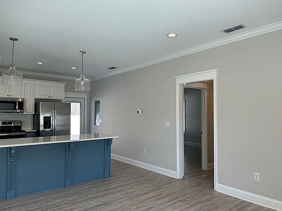 2nd image of 316 Summercreek Cv