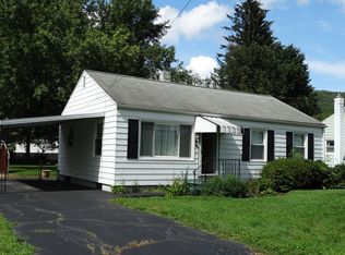 35 Charles St, Corning, NY 14830